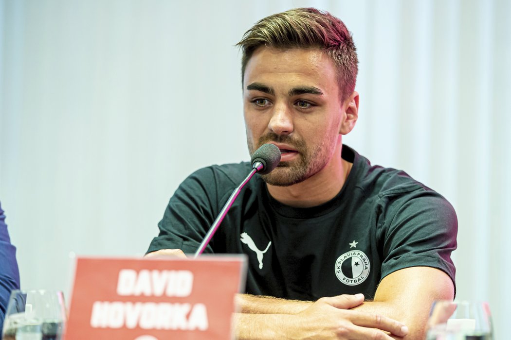 David Hovorka přestoupil do Slavie