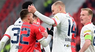 SESTŘIH: Slavia - Jablonec 5:1. Gólová show ve druhé půli, Pražané vedou ligu