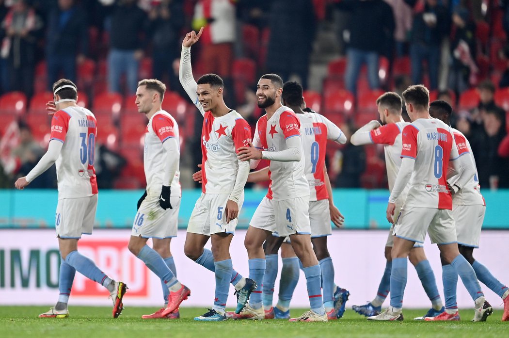Slavia rozhodla duel s Jabloncem v prvním poločase
