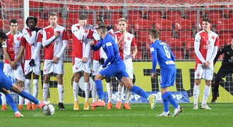 Pravděpodobné sestavy: Slavia proti Liberci, Sparta jde na Pardubice