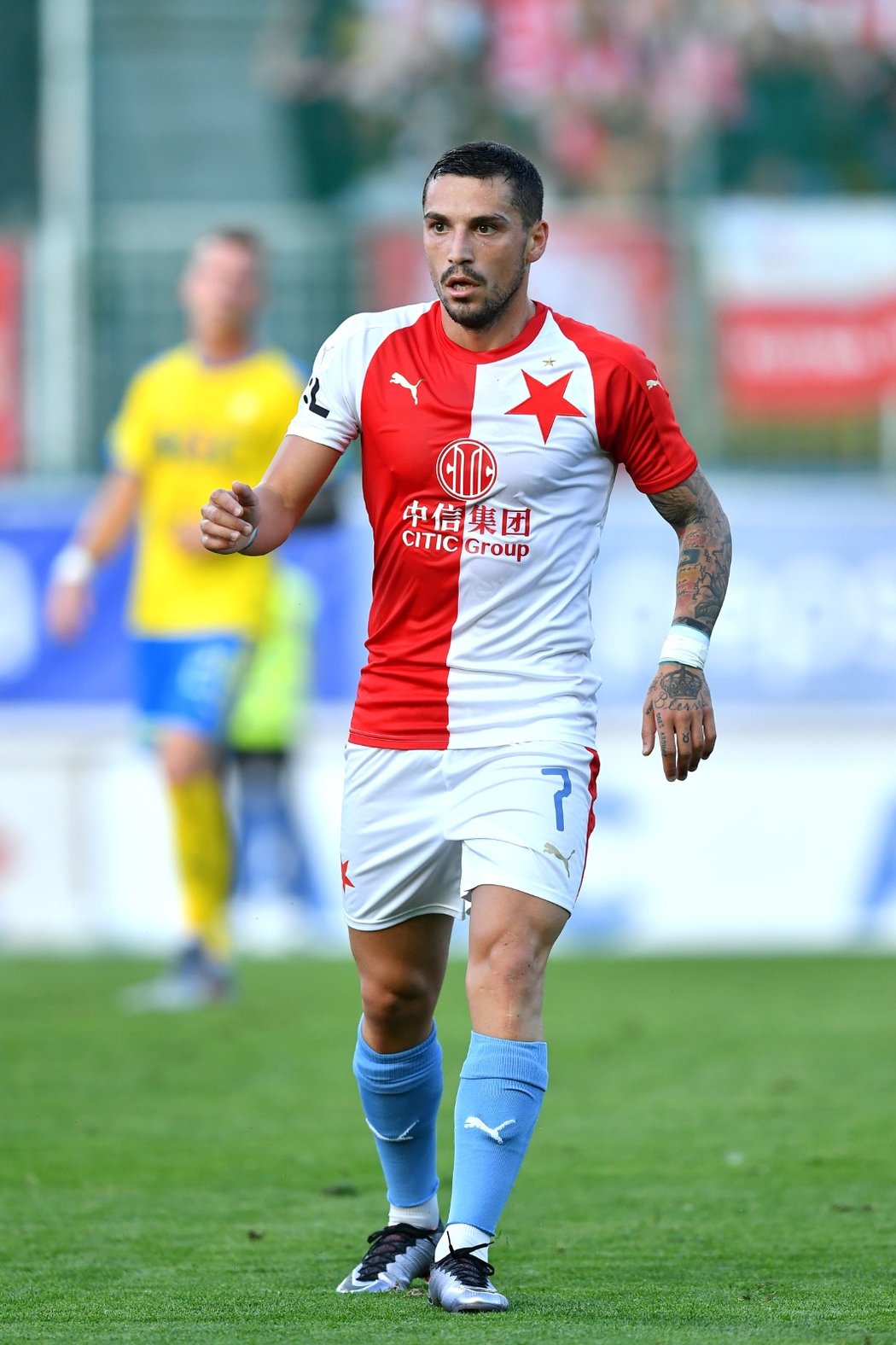 Nicolae Stanciu se při svém debutu gólem podílel na vysoké výhře Slavie 5:1 v Teplicích