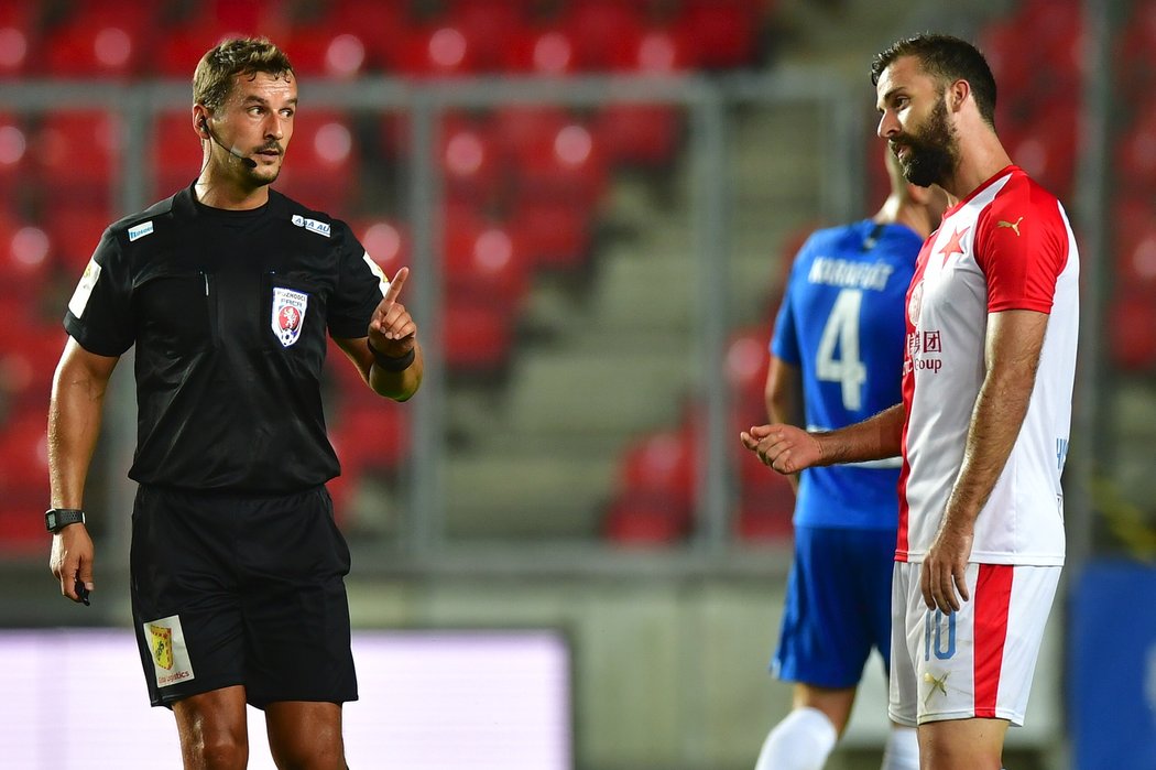 Josef Hušbauer si v průběhu druhého poločasu koledoval