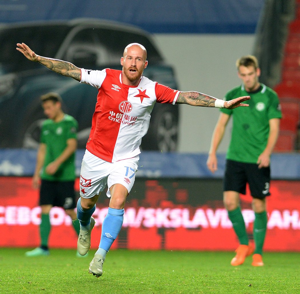 Slávistický záložník Miroslav Stoch oslavil svůj gól klasickým &#34;letadlem&#34;