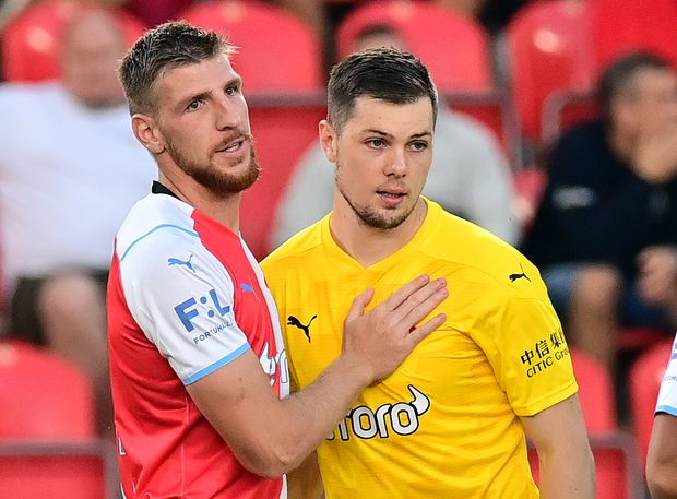 Ladislav Takács ve Slavii stoprocentně nepřesvědčil. Končí mu smlouva a bude si hledat nové angažmá Ladislav Takács ve Slavii stoprocentně nepřesvědčil. Končí mu smlouva a bude si hledat nové angažmá
