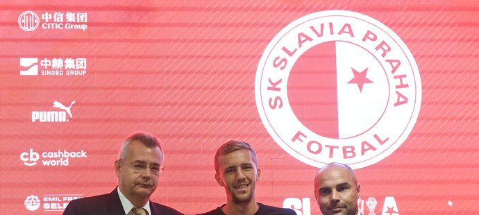 Slavia podepsala s Tomášem Součkem novou lukrativní smlouvu na 5 let