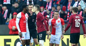 Kluby dostaly manuál od UEFA: Nová sezona v září i posun přestupů