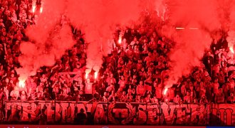 Pokuty za derby. Komise trestá pyro i pokřiky, sparťané poškodili Eden