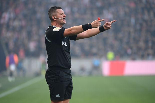 Derby řídil Ladislav Szikszay Derby řídil Ladislav Szikszay