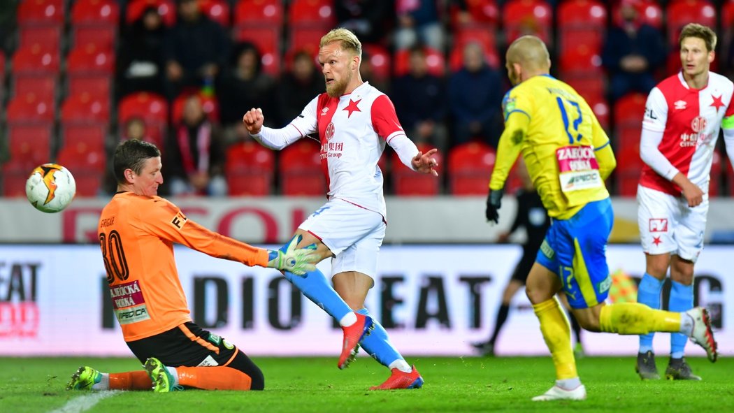 Mick van Buren se v závěru utkání proti Teplicím blýskl parádním sólem, které korunoval gólem na 2:0