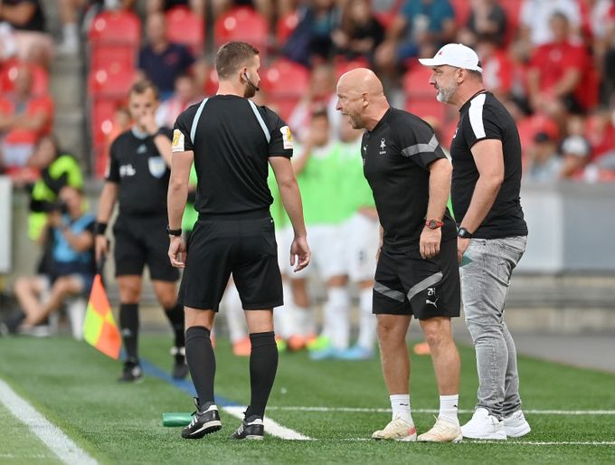 Sudí před jarem: šéf Kovařík má důvěru. Skvělé testy, cílem je i krotit lavičky Sudí před jarem: šéf Kovařík má důvěru. Skvělé testy, cílem je i krotit lavičky