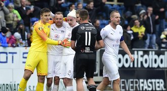 SESTŘIHY: Slavia padla na Slovácku, Sparta se Zlínem má jen bod. Plzeň slaví