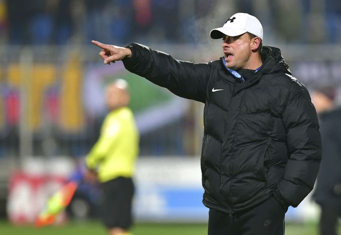 Bez posil i Jurošky. Jsme v Česku, řekl Svědík. Chtěl předejít spekulacím Bez posil i Jurošky. Jsme v Česku, řekl Svědík. Chtěl předejít spekulacím