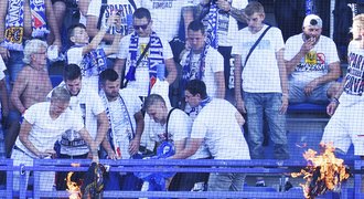 Přepadení kvůli šálám: část fanoušků Baníku přijala trest, jeden popsal útok
