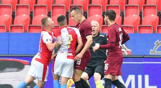 Jílek to přepískl. Slavia ale Spartě ukázala, že musí ještě o dost přidat