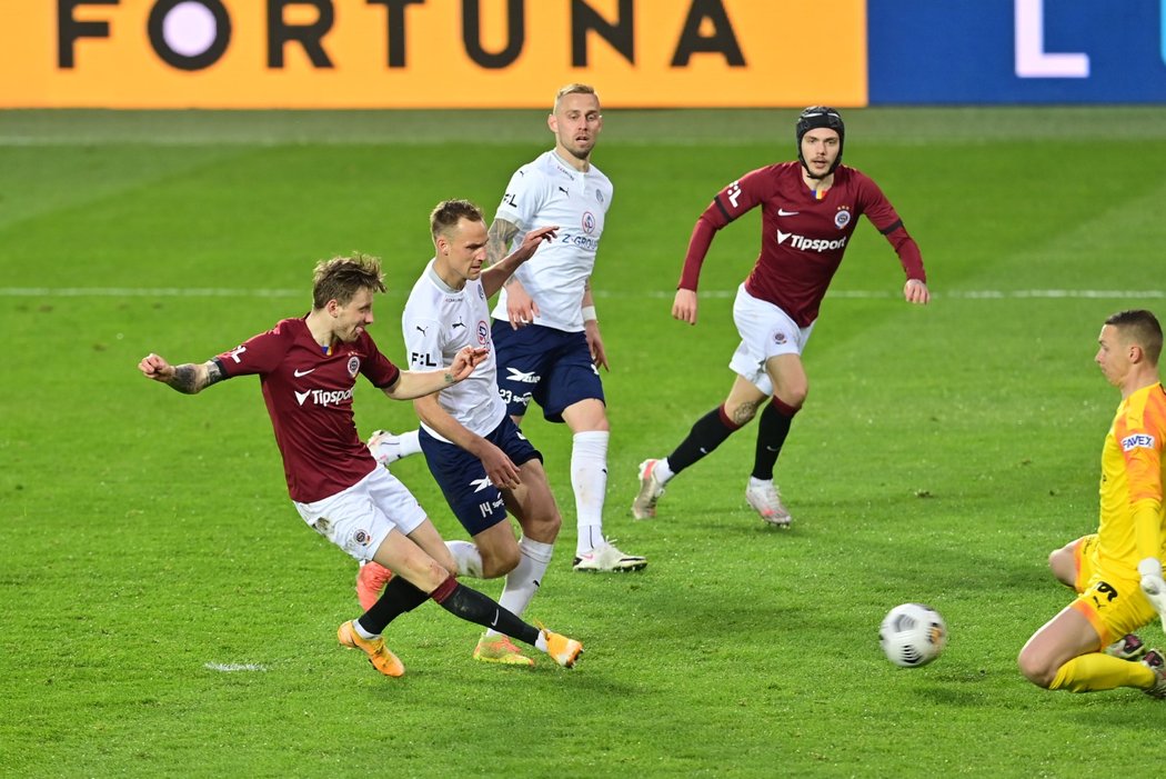 Sparťan Ladislav Krejčí I neproměnil v utkání proti Slovácku velkou šanci