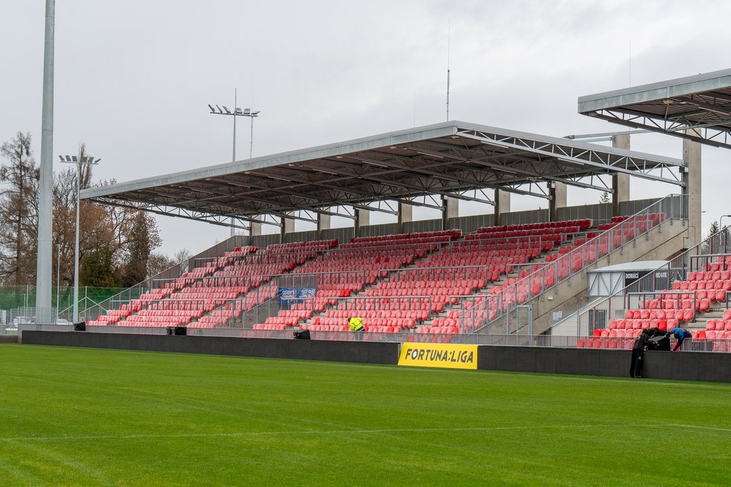 I přes poslední místo v tabulce se můžou fotbalisté Pardubic radovat. Mají totiž nově zrekonstruovaný stadion