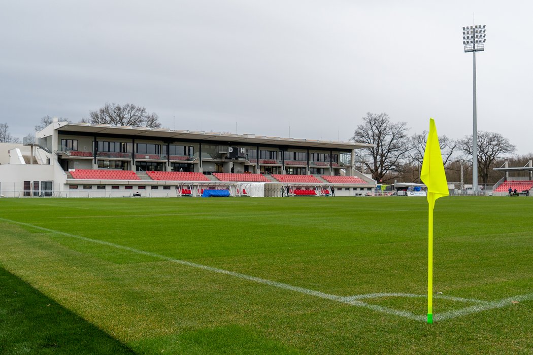 I přes poslední místo v tabulce se můžou fotbalisté Pardubic radovat. Mají totiž nově zrekonstruovaný stadion