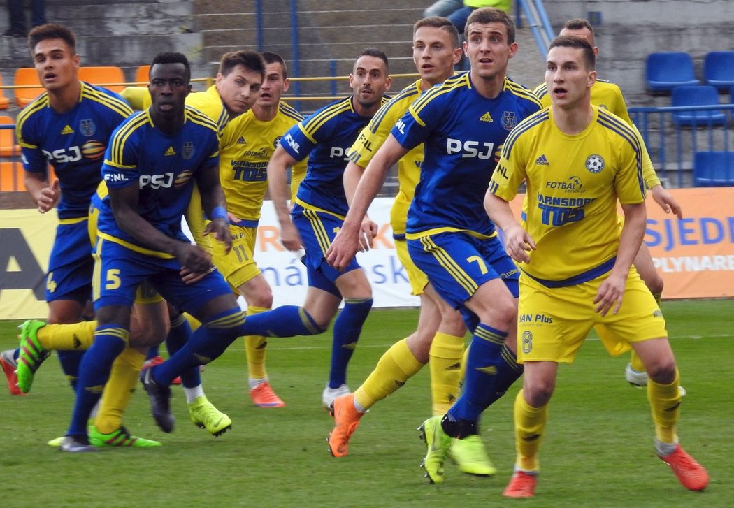 Fotbalisté Jihlavy zdolali v předehrávce 21. kola FORTUNA:NÁRODNÍ LIGY Varnsdorf 3:1