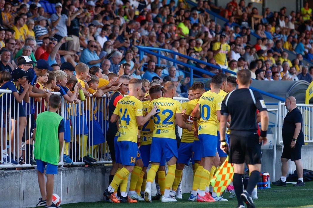 Opava doma porazila Duklu Praha 3:0