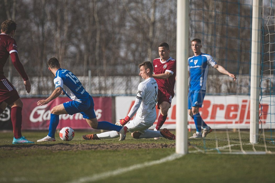 Fotbalisté Vlašimi ve 23. kole druhé ligy doma remizovali 1:1 s B-týmem Sparty a udrželi druhé místo