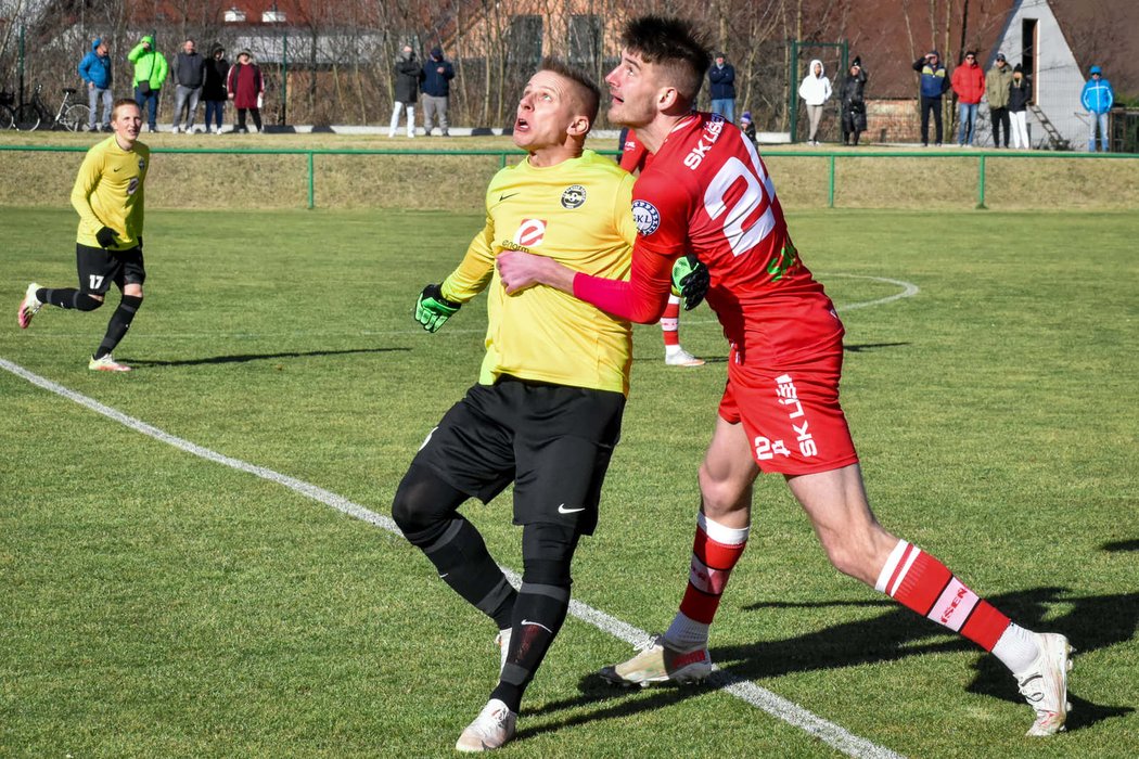 Fotbalisté Líšně v přípravném duelu proti Rosicím