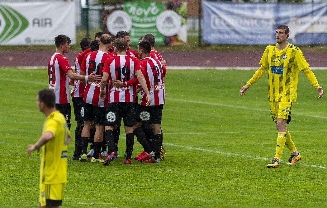 Fotbalisté Žižkova slaví vysokou výhru ve Varnsdorfu