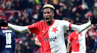 (Ne)nahraditelný mistr dvou pozic. Může Slavia vyřešit odchod Olayinky? (Ne)nahraditelný mistr dvou pozic. Může Slavia vyřešit odchod Olayinky?