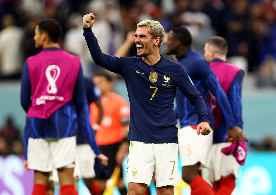 Francouzská euforie, šance na obhajobu titulu trvá
