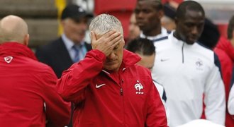 Deschamps po tréninku běsnil: Sledovalo nás špionážní letadlo