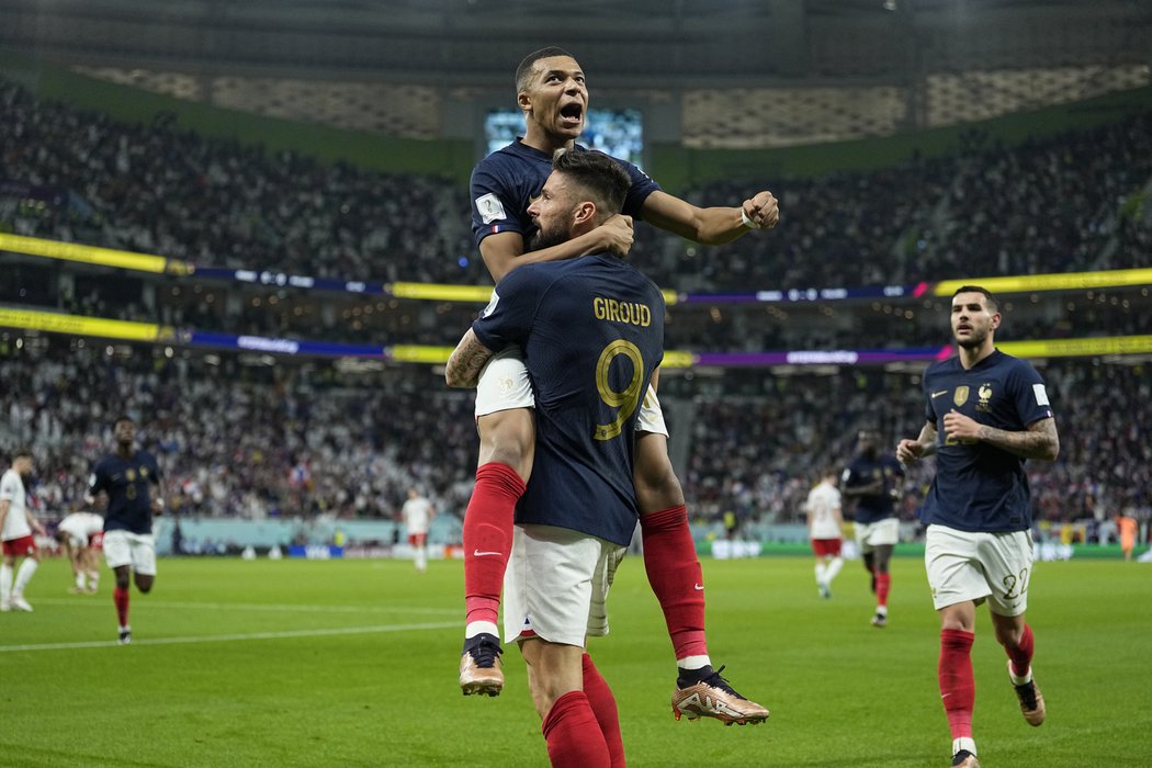 Olivier Giroud a Kylian Mbappé