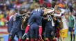Fotbalisté Francie oslavují výhru na úvodu šampionátu nad Hondurasem