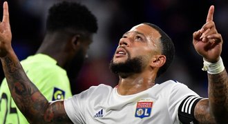 Lyon vstoupil do ligy vítězně. Proti Dijonu se hattrickem blýskl Depay