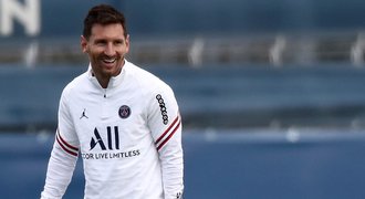 Messi: fotbalová Eiffelovka? Tíha v PSG, první start i odvážné propočty