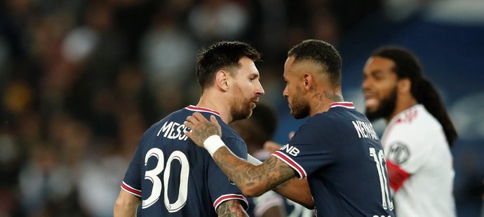 Lionel Messi a Neymar v utkání proti Lyonu