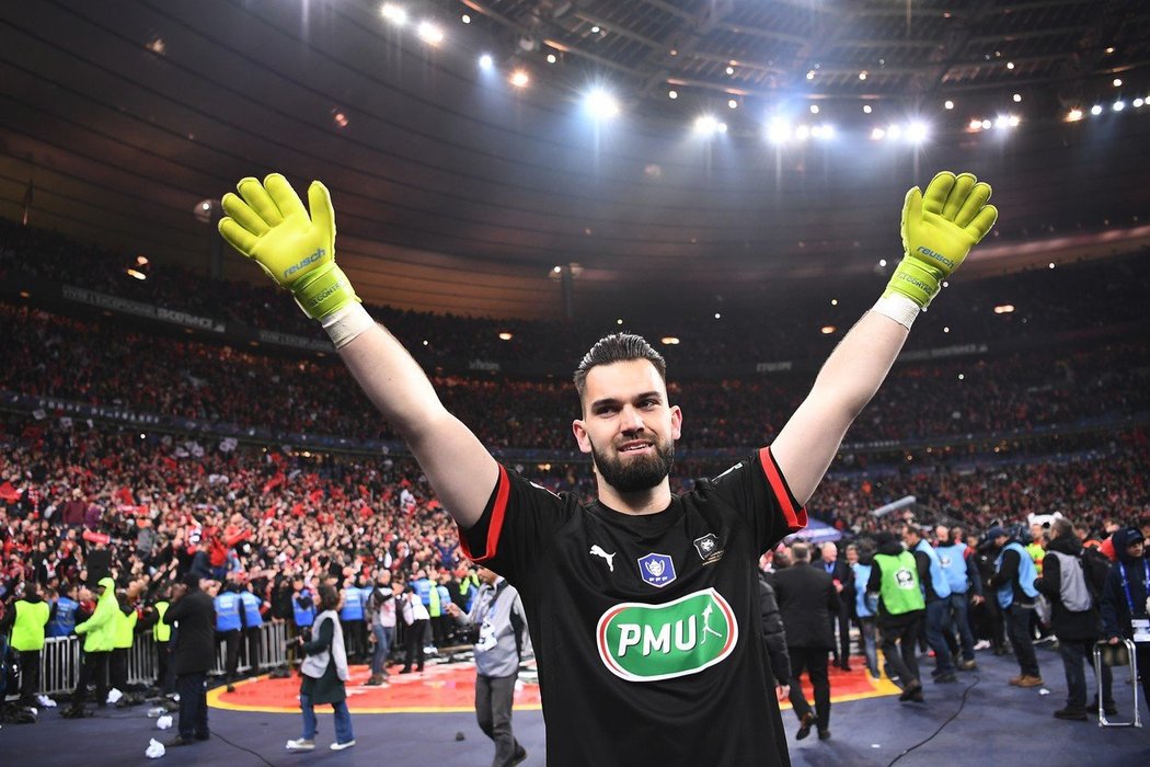 Tomáš Koubek po dvou letech a zisku poháru skončil v Rennes a zamířil do bundesligového Augsburgu