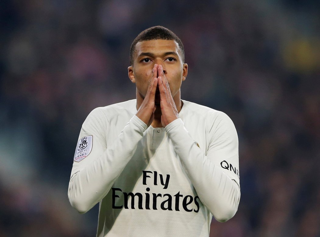 Zklamaný Kylian Mbappé po prohře v Lille