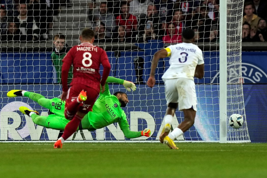 Brest nedokázal v utkání s PSG proměnit penaltu