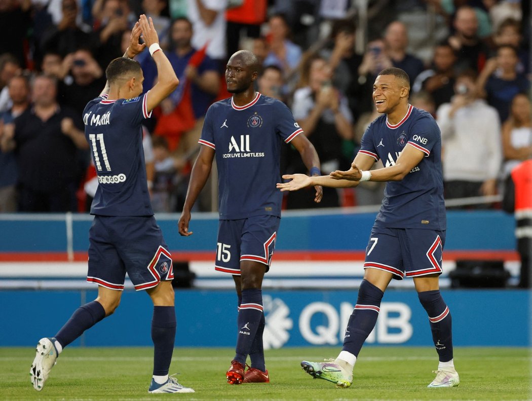 Kylian Mbappé zařídil hattrickem jasnou výhru mistrovského Paris St. Germain 5:0 nad sestupujícími Metami