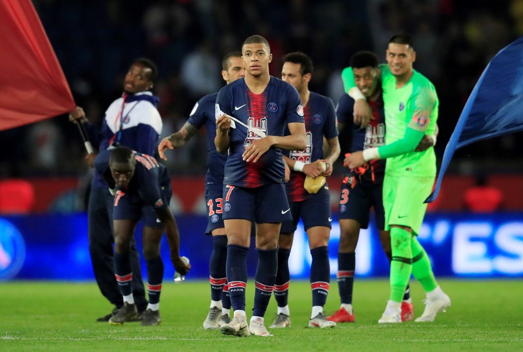 Fotbalisté Paris Saint-Germain obhájili titul ve francouzské lize