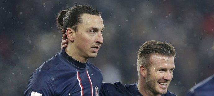 Zlatan Ibrahimovic a David Beckham táhnou PSG za úspěchem v Ligue 1, v Lize mistrů jim však stojí v cestě Barcelona...