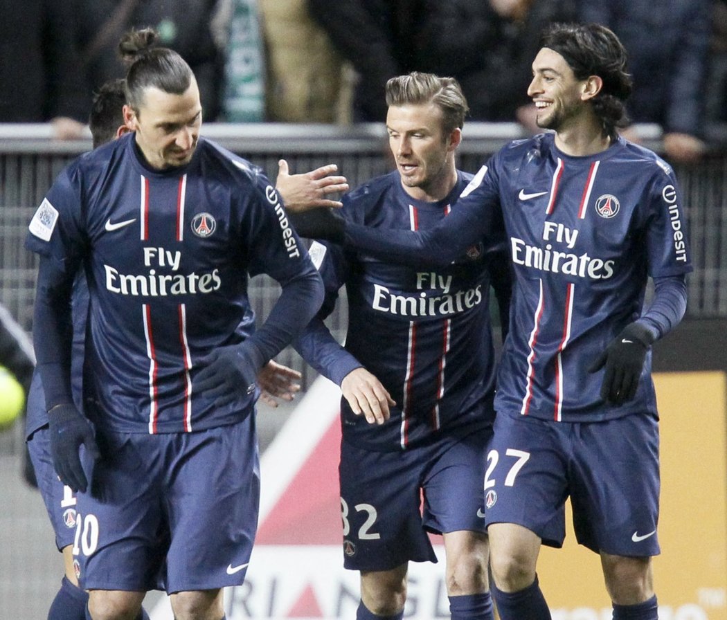 Milionové hvězdy. Ibrahimovic, Beckham i Pastore a jejich spoluhráči z PSG sice vedli už 2:0, nakonec se museli spokojit s remízou