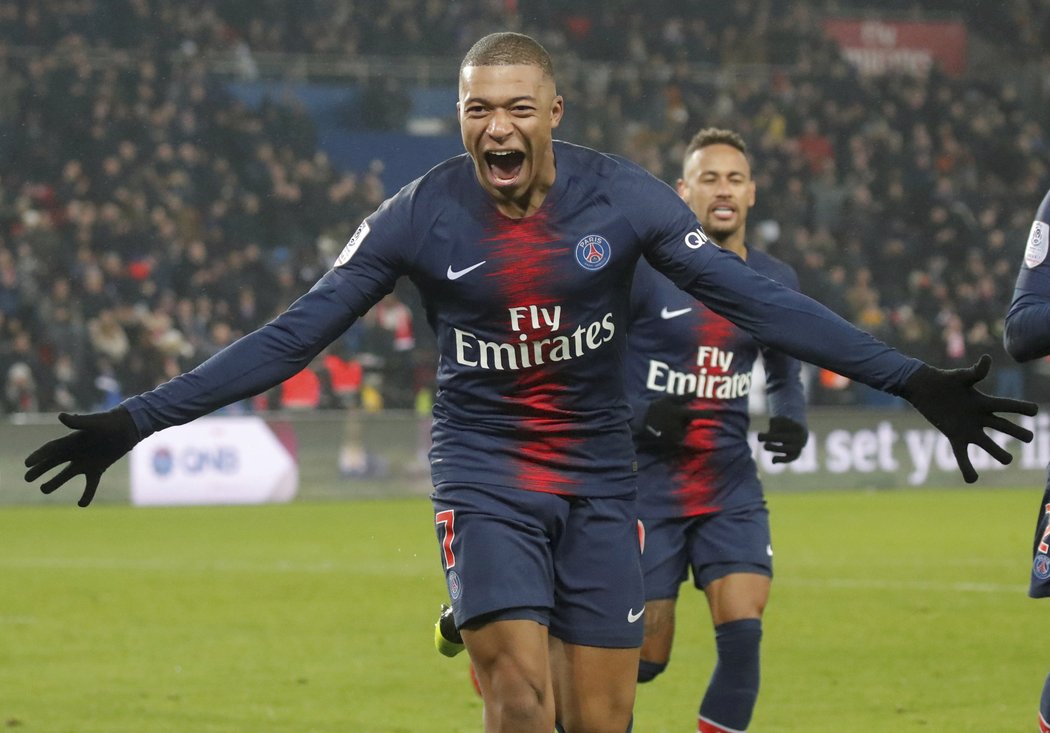 PSG vyhrálo 9:0 i díky dvěma hattrickům a má rekord