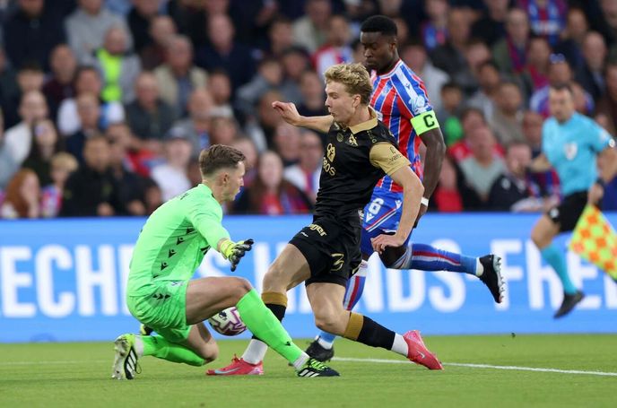 Oskar Ohlenschlager v dresu Fredrikstadu Oskar Ohlenschlager v dresu Fredrikstadu