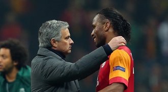 Drogba jde proti „otci“. Večer nebudeme přáteli, ujišťuje Mourinho