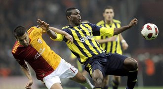 Nervák Baroš byl vyloučen, Galatasaray padl
