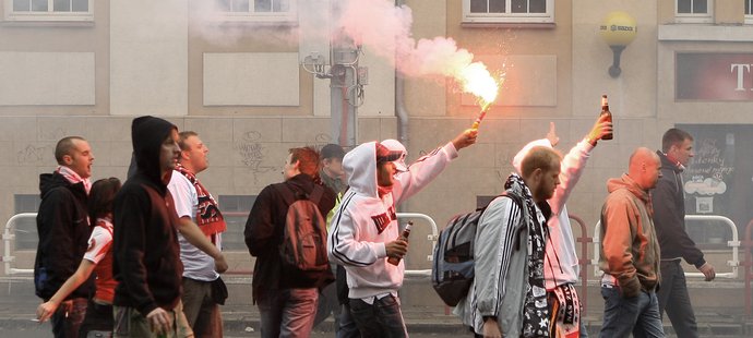 Fanoušci Slavie dorazili do Ostravy