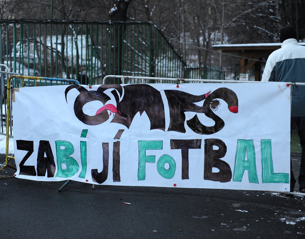 Na zavření stadionu měli fanoušci Bohemians 1905 jasný názor