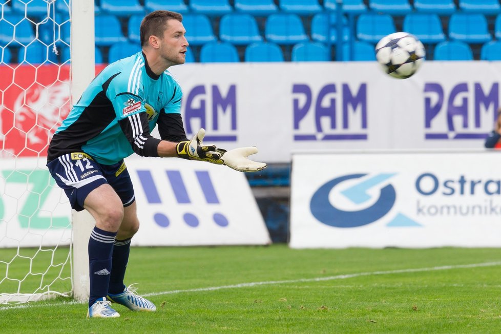 Gólman Bohemians 1905 Martin Berkovec inkasoval na půdě Baníku jen jednou a &#34;klokani&#34; vyhráli 3:1