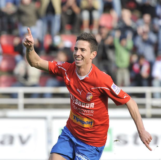 Plzeňský střelec Petržela slaví gól na 1:0 Plzeňský střelec Petržela slaví gól na 1:0