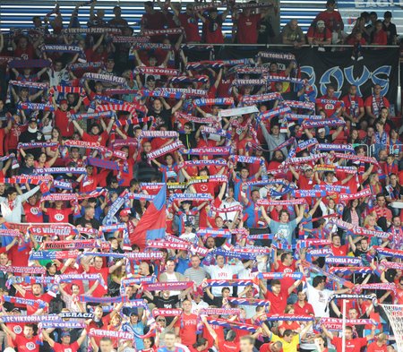 Plzeňští fanoušci v Doosan Aréně pravidelně vytváří fantastickou atmosféru